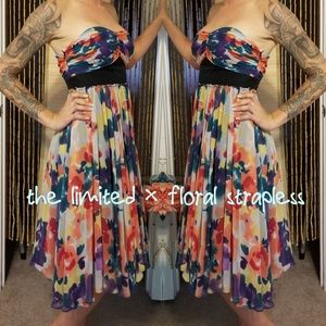 The Limited🌼Strapless🌼Floral Dress